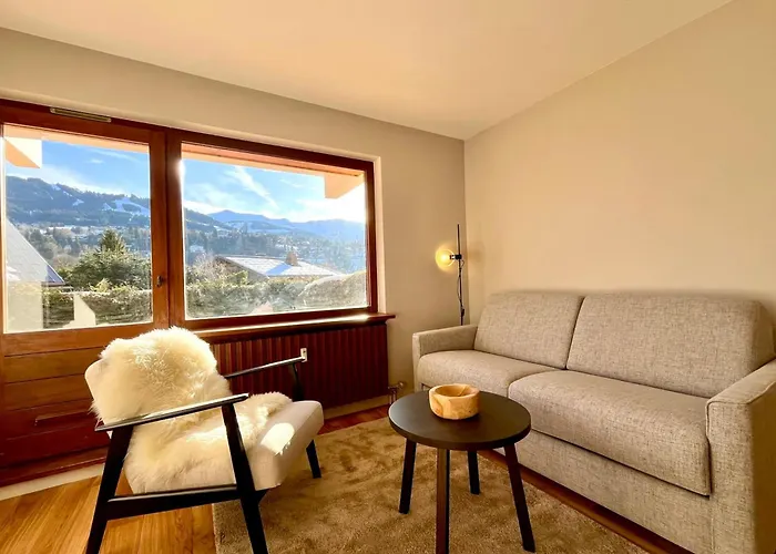 Appartement Bright With Terrace In *