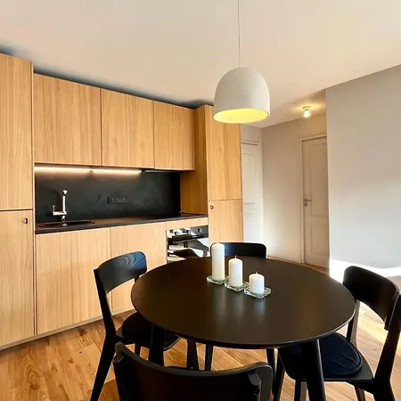 Apartmán Bright With Terrace In